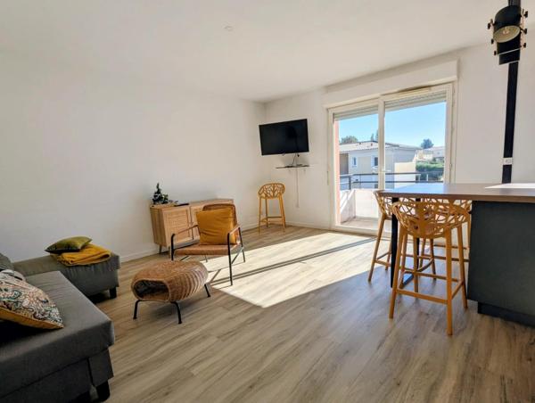 Appartement meublé et rénové à Galgon