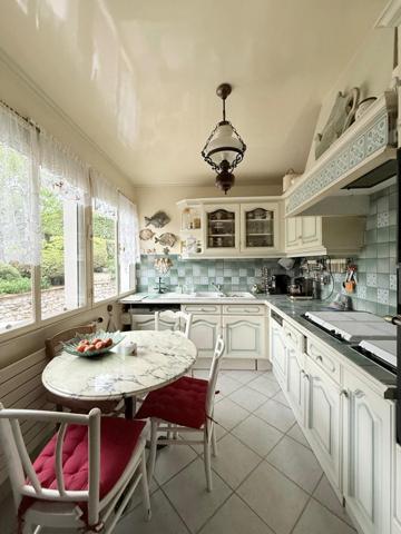 Belle Maison sans vis à vis avec un magnifique terrain