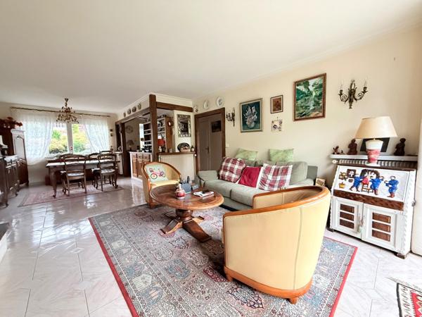 Belle Maison sans vis à vis avec un magnifique terrain