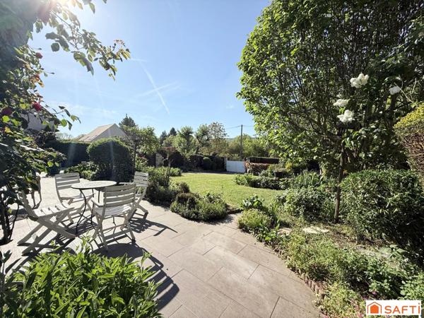 Belle Maison sans vis à vis avec un magnifique terrain