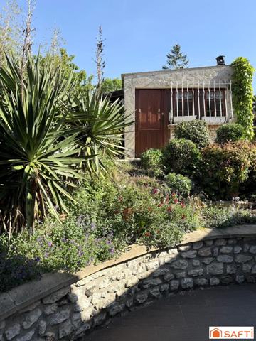Belle Maison sans vis à vis avec un magnifique terrain