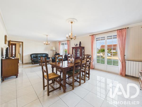 Maison à vendre 6 pièces 142 m² Saint-André-les-Vergers