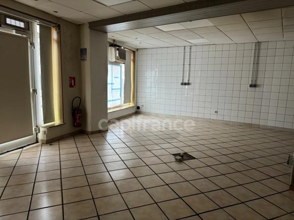 Dpt Meurthe et Moselle (54), à louer MAXEVILLE Local commercial