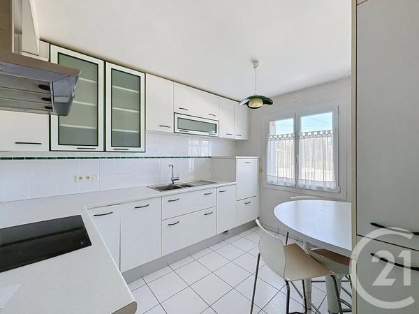 Maison à vendre  4 pièces - 108 m 2   ST MICHEL EN GREVE  - 22