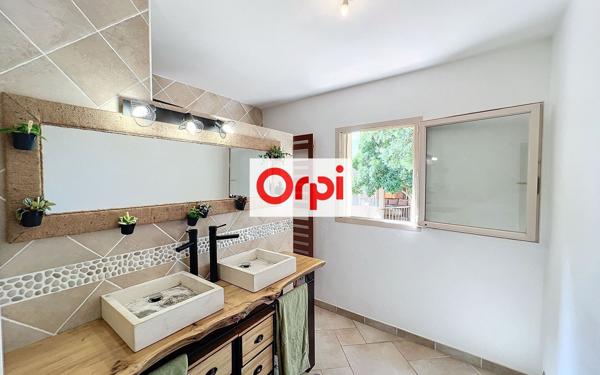 Maison à vendre    6 pièces •  Porto-Vecchio