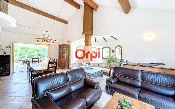 Maison à vendre    6 pièces •  Porto-Vecchio