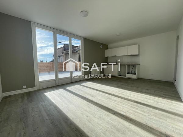 T2 rénové avec terrasse – La Côte-Saint-André