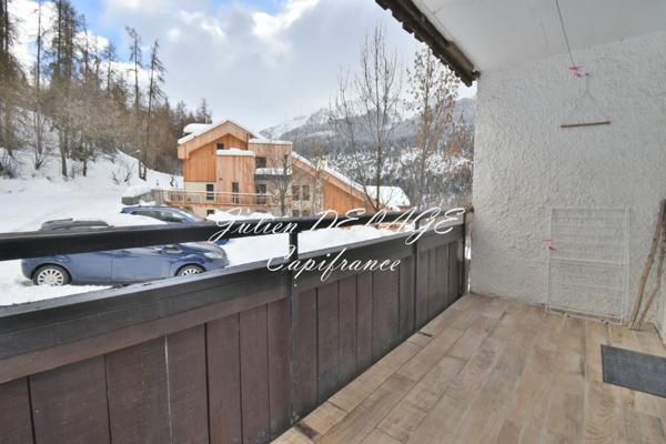 A découvrir ! Magnifique appartement rénové sur Les Orres 1650 Pralalegre avec parking gratuit dans la résidence + cave