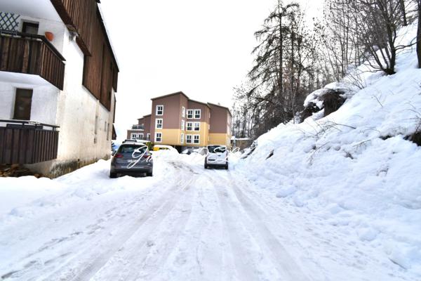 A découvrir ! Magnifique appartement rénové sur Les Orres 1650 Pralalegre avec parking gratuit dans la résidence + cave