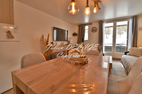 A découvrir ! Magnifique appartement rénové sur Les Orres 1650 Pralalegre avec parking gratuit dans la résidence + cave