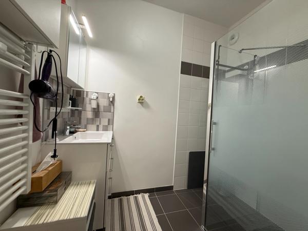 Appartement à vendre 3 pièces MONT SAINT AIGNAN (76)