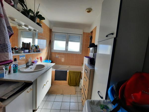 Appartement 3 pièces – 63 m² environ à Saint-Nazaire (ref : 77184SN)