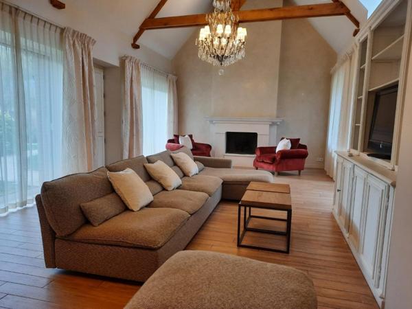 Maison T4 à louer Bruz - 144 m² (réf : 391419)