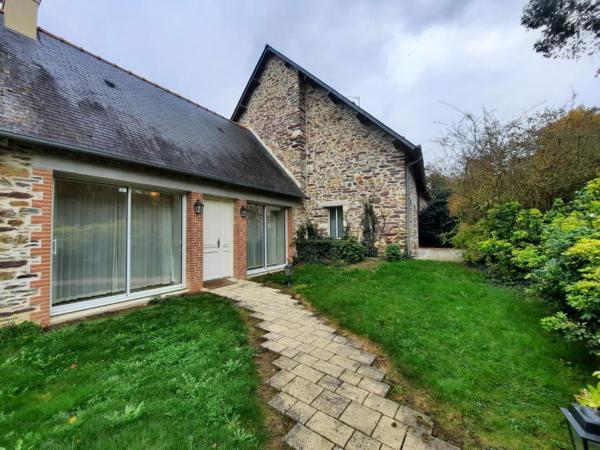 Maison T4 à louer Bruz - 144 m² (réf : 391419)