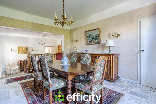 Maison
         7 pièces
        - 189 m² Exclusivité 900 000 €*