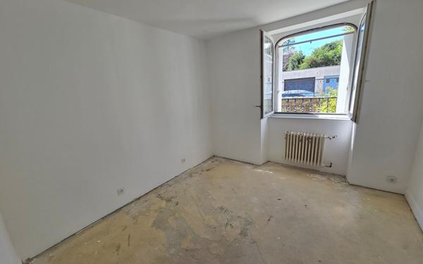 Maison à vendre    5 pièces •  Brest