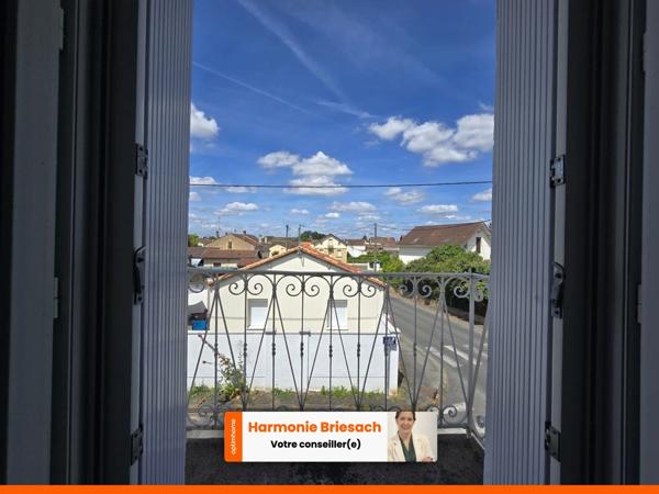 Maison familiale avec grand jardin, terrasse couverte et garage