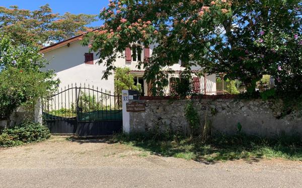 Maison à vendre    8 pièces •  Poyanne