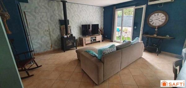 Maison familiale de type 5 avec jardin - CARNOULES