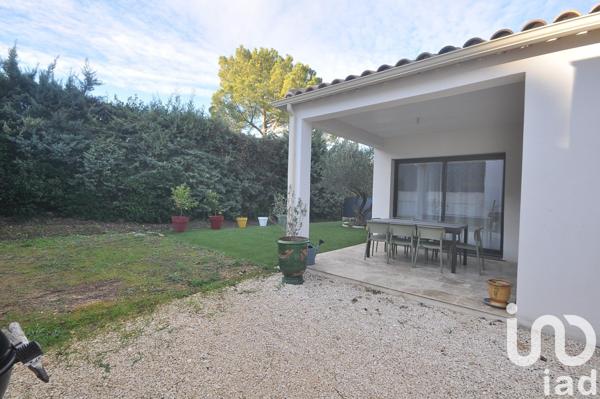 Maison traditionnelle 4 pièces de 90 m² à Calvisson (30420)