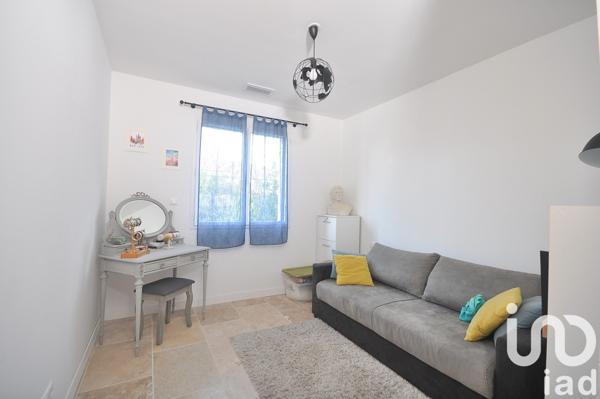 Maison traditionnelle 4 pièces de 90 m² à Calvisson (30420)