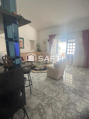 MAGNIFIQUE PROPRIETE