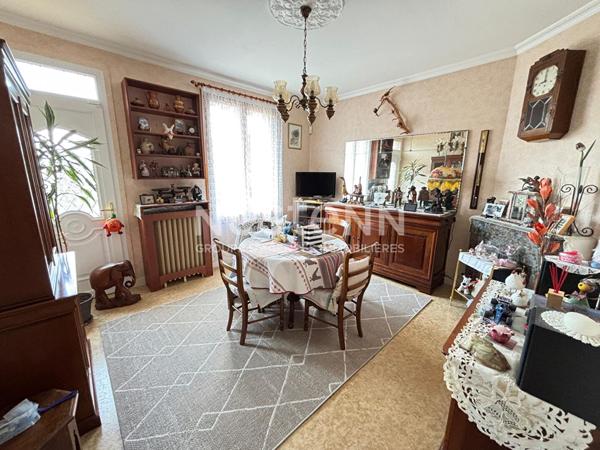 Nestenn Igny - Viager occupé par 2 personnes - Bouquet 200 000 € avec rente 200 €/mois - Maison en meulière avec jardin à Igny - Proche transport Ligne V accès direct RER B - 5 mins Saclay ou Vélizy