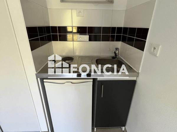 Location Studio 19 m² - 15 RUE GEORGES MONNEUR Besancon 25000