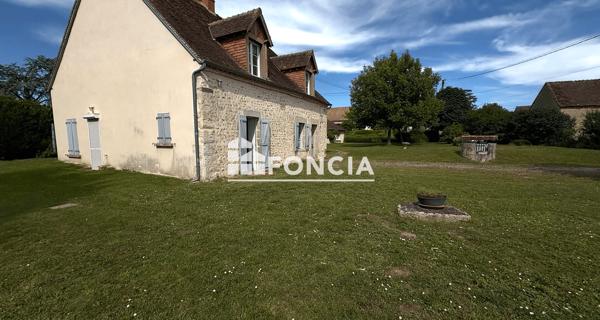 À vendre Maison 4 pièces 100 m² - Fresnay-sur-sarthe 72130