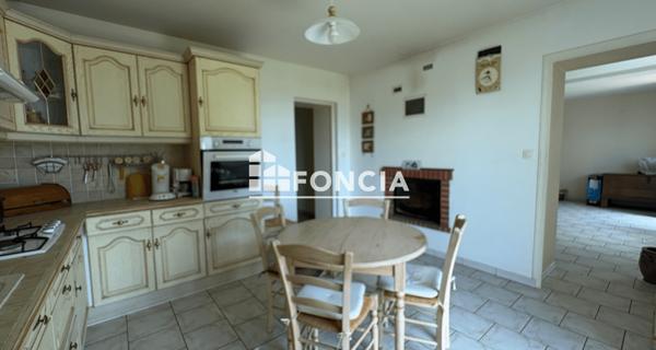 À vendre Maison 4 pièces 100 m² - Fresnay-sur-sarthe 72130