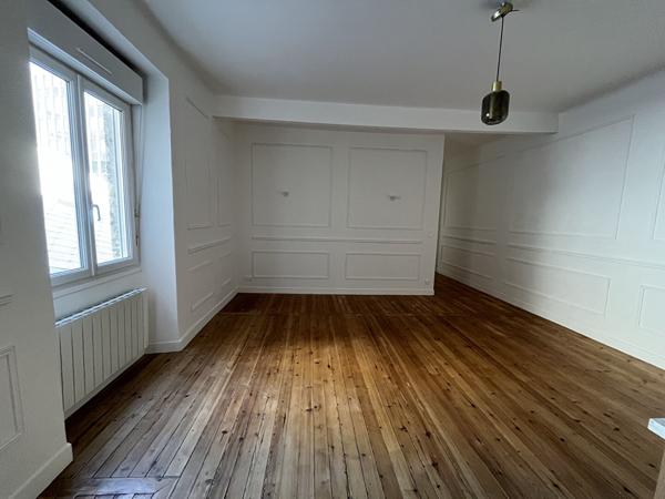 Nantes centre ville T3 rénové 60m2, Nantes 44000