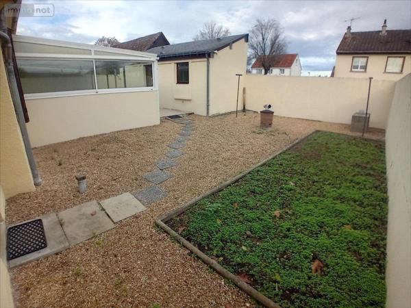 Maison à vendre à Ruaudin dans la Sarthe (72230), ref : 72012-1089588