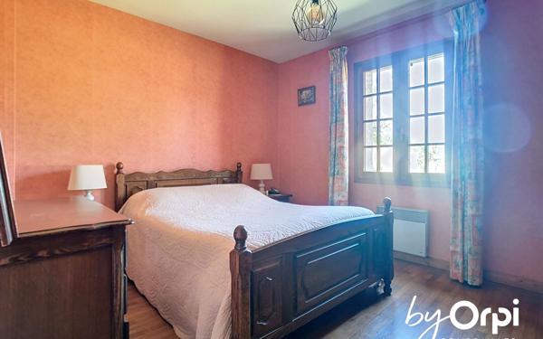 Maison à vendre    4 pièces •  Néris-les-Bains