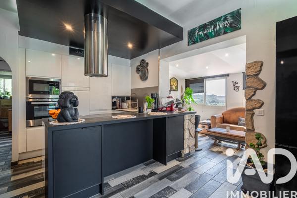 Maison à vendre 4 pièces 180 m² Saint-Mandrier-sur-Mer