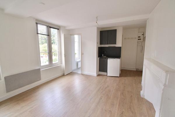 A LOUER - Caen hyper-centre ville STUDIO 20m2