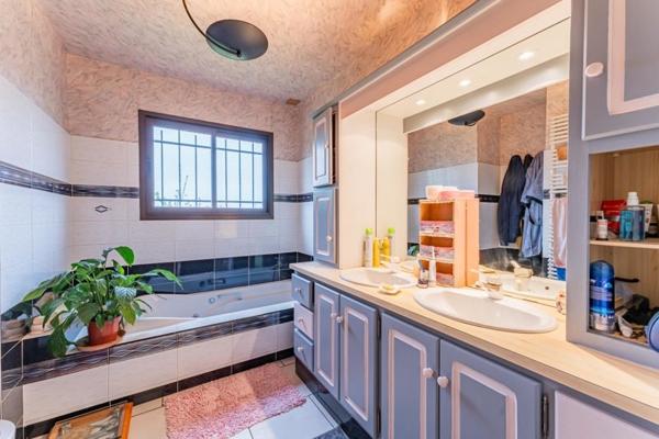 Maison à vendre |                                       Carbonne |                                        6 pièces  |  145 m²