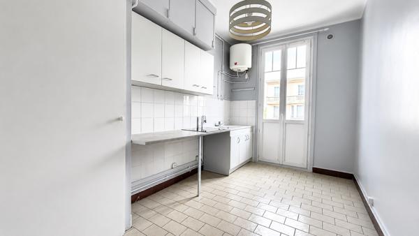 Appartement
         2 pièces
        - 53 m² Exclusivité 199 500 € *