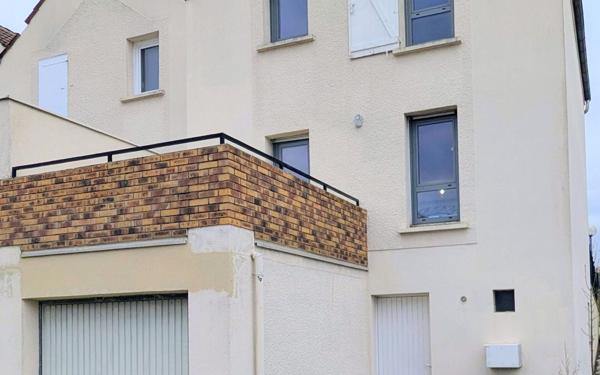 Maison à vendre    4 pièces • 111,61 m2 Saint-Thibault-des-Vignes