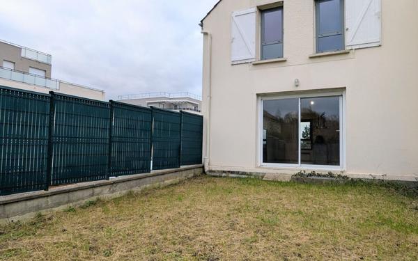 Maison à vendre    4 pièces • 111,61 m2 Saint-Thibault-des-Vignes