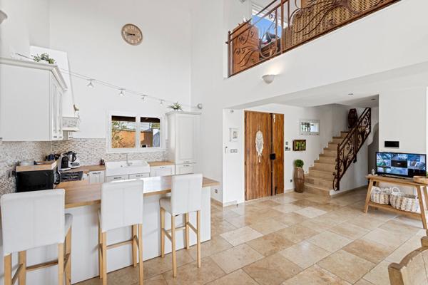 Maison Carry Le Rouet 6 pièce(s) 190 m2