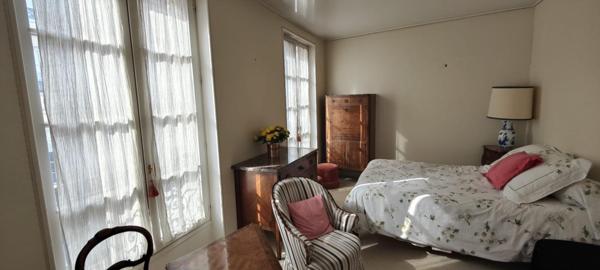 Enfants Rouges, Charmant T2 40 m2 à vendre