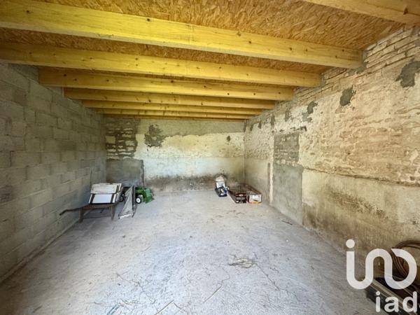 Grange 1 pièce de 90 m² à Luxé (16230)