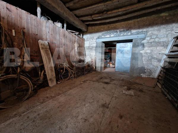 Maison 344 m² avec dépendances et jardin - Fort potentiel