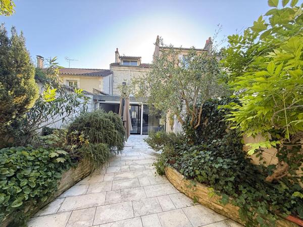 Maison Angouleme 5 pièce(s) 125 m2