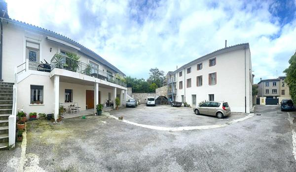 immeuble dans résidence sécurisée Centre-ville