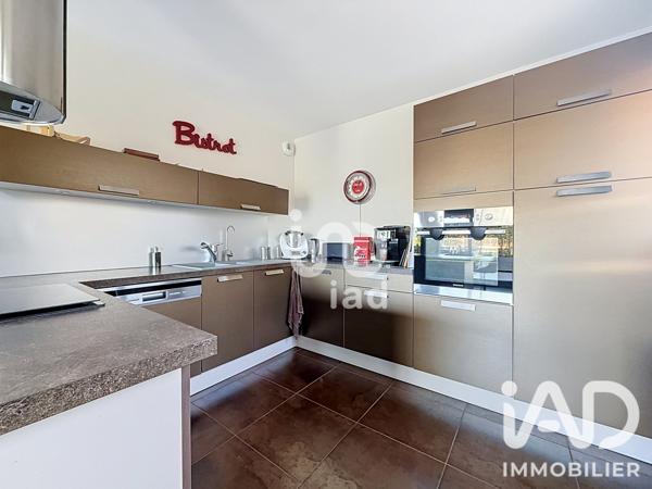 Appartement à vendre 5 pièces 90 m² Sales