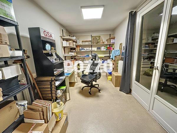 EXCLUSIVITE POZZO IMMOBILIER - Murs commerciaux 84,23 m² - Bail en cours AVRANCHES