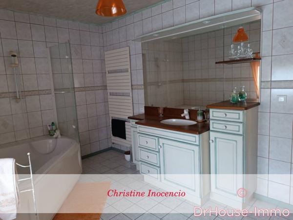 Maison à vendre 8 pièces de 229 m²