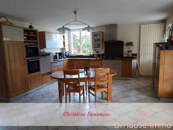 Maison à vendre 8 pièces de 229 m²