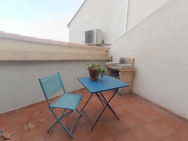 Marseille (13004) APPARTEMENT AVEC TERRASSE AUX CHUTES LAVIE